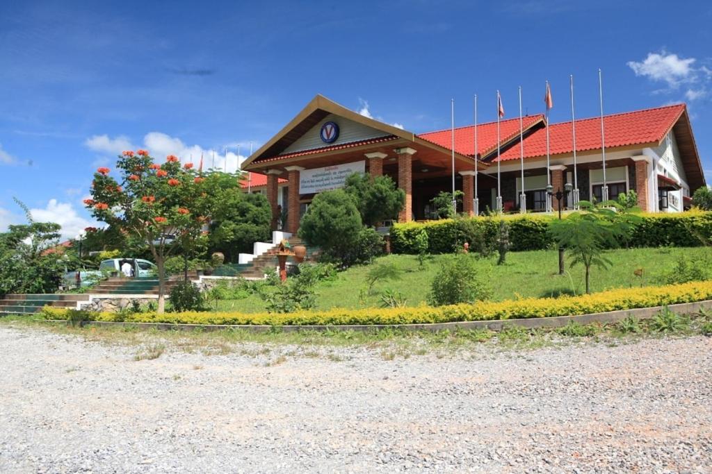 Vansana Plain Of Jars Hotel Muang Phonsavan Exterior photo