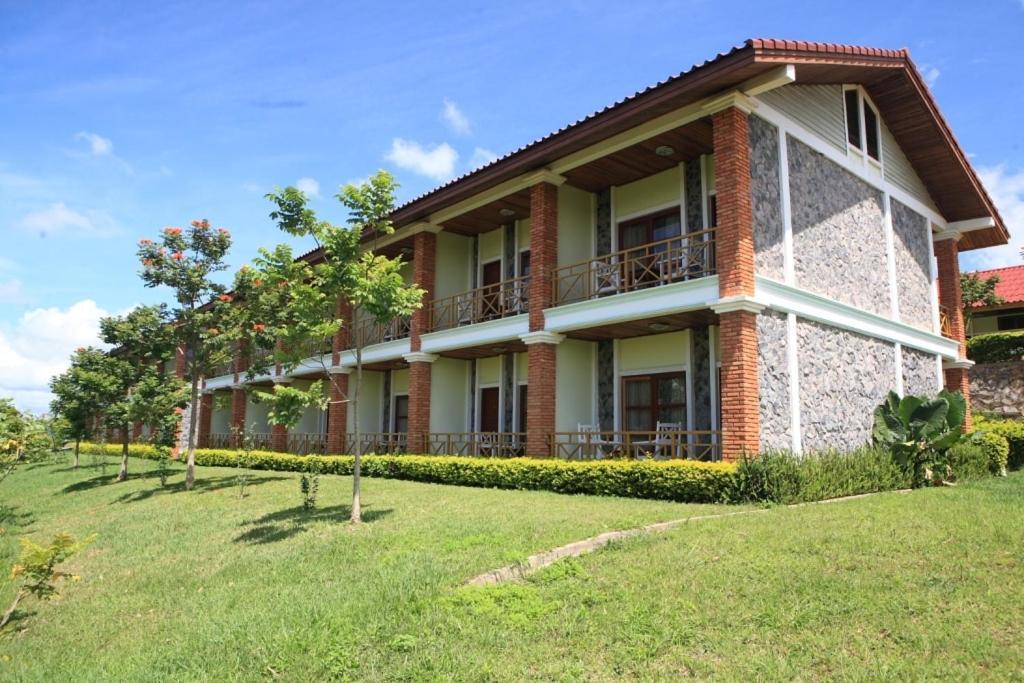 Vansana Plain Of Jars Hotel Muang Phonsavan Exterior photo